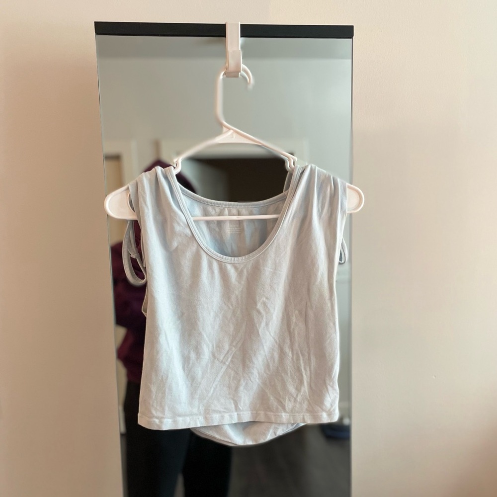 Cropped tank